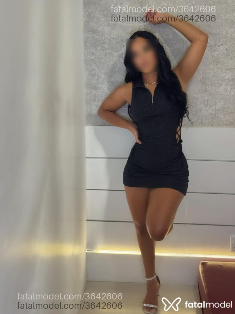 Acompanhante mulher morena (o) de olhos castanhos - Tifanny