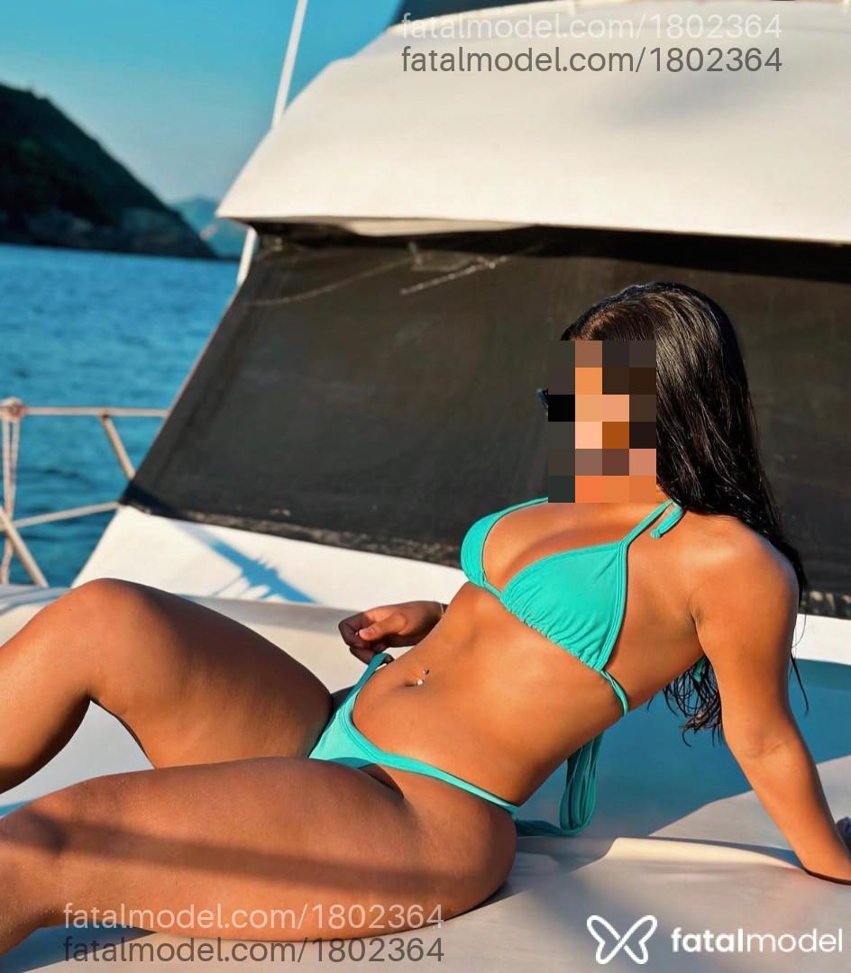 Acompanhante mulher morena (o) de olhos pretos - Lua