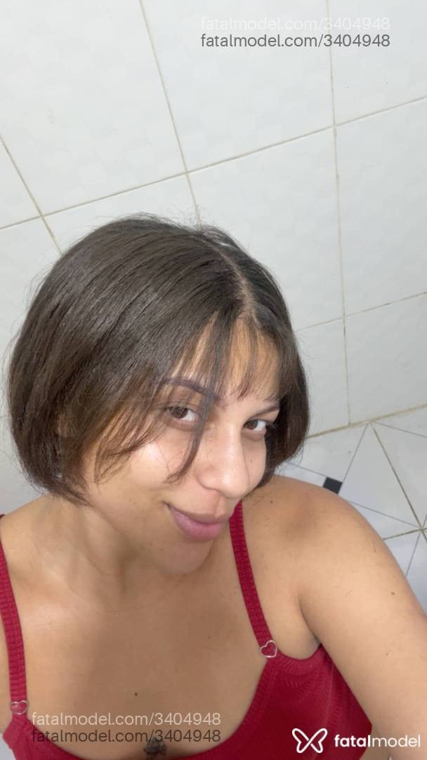 Acompanhante mulher com cabelo castanho de olhos castanhos - Antonella
