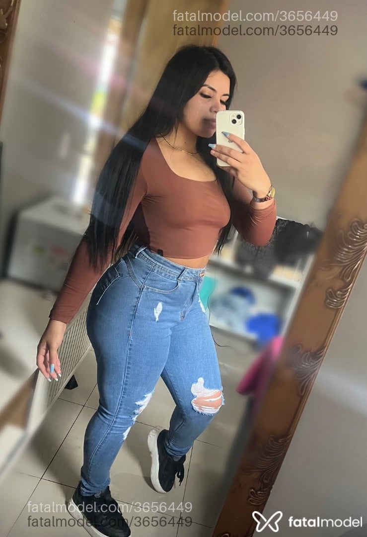Acompanhante mulher morena (o) de olhos castanhos - Mayara