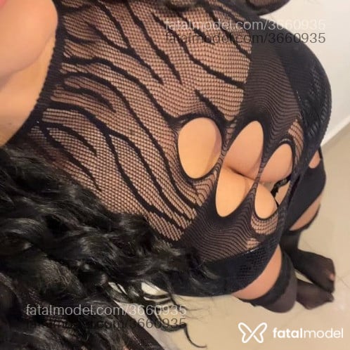 Acompanhante mulher morena (o) de olhos castanhos - Ágatha