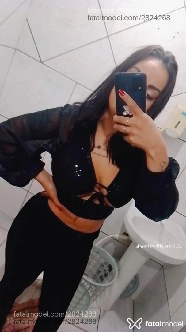 Acompanhante mulher morena (o) de olhos castanhos - Chris Morena