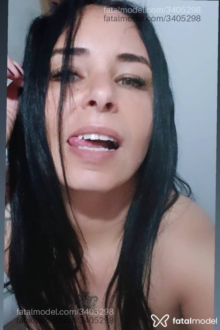 Acompanhante mulher morena (o) de olhos verdes em Capão da Canoa - Docepaixao