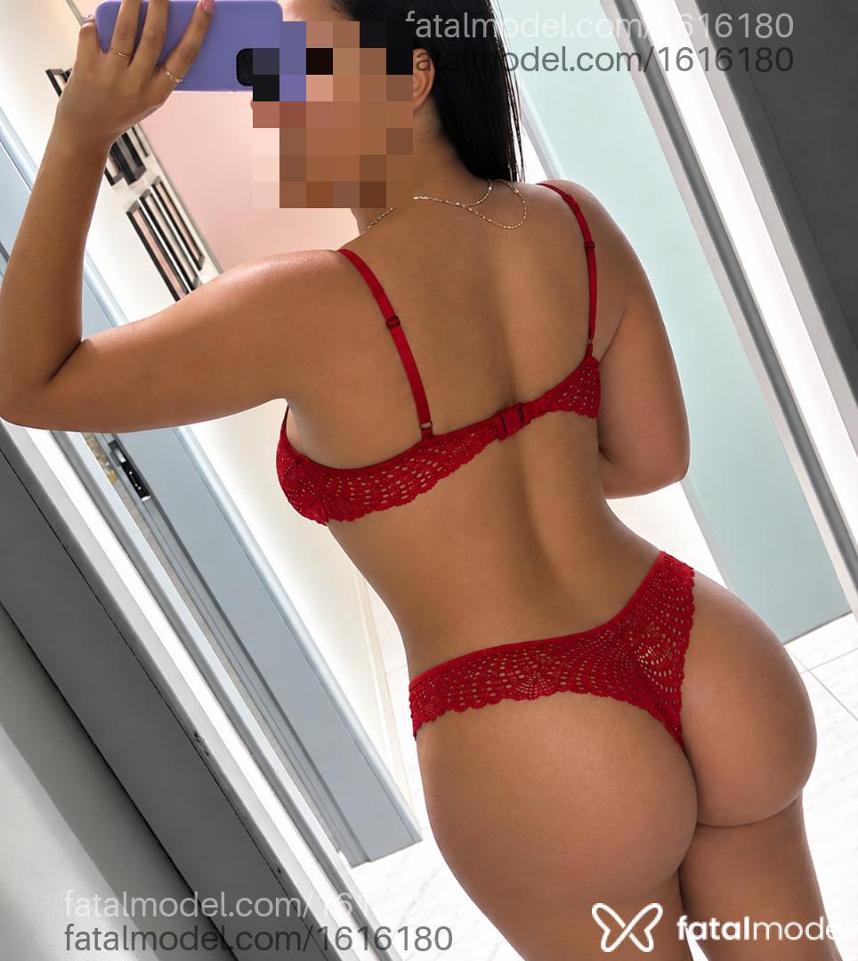 Acompanhante mulher morena (o) de olhos castanhos - Gabi Dias
