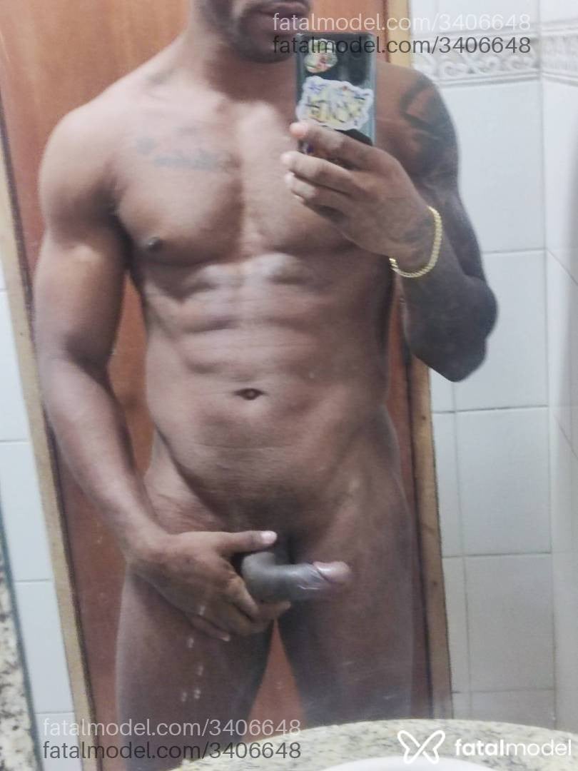Acompanhante homem morena (o) de olhos mel em Uberlândia - Latreldisse