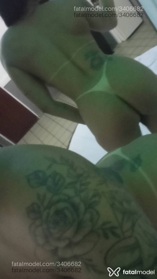 Acompanhante mulher morena (o) de olhos verdes - Morgana