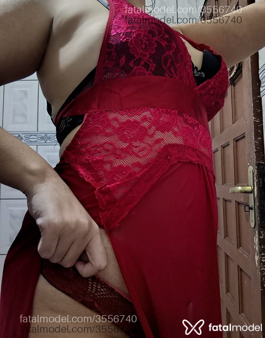 Acompanhante mulher morena (o) de olhos castanhos - Raposinh