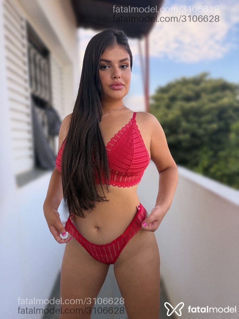 Acompanhante mulher morena (o) de olhos castanhos - Bella Ferraz