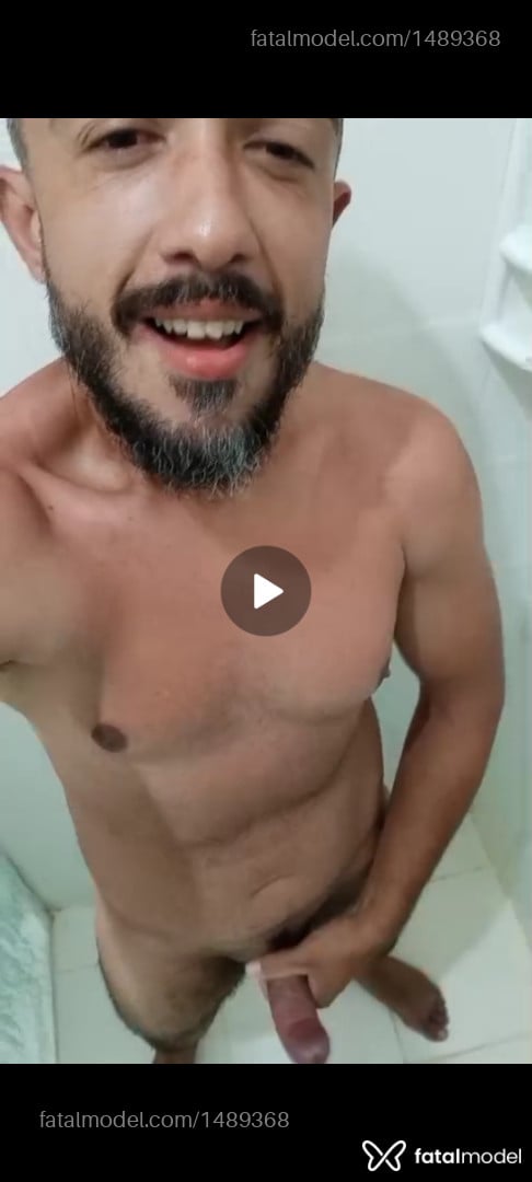 Acompanhante homem morena (o) de olhos castanhos - Portuga