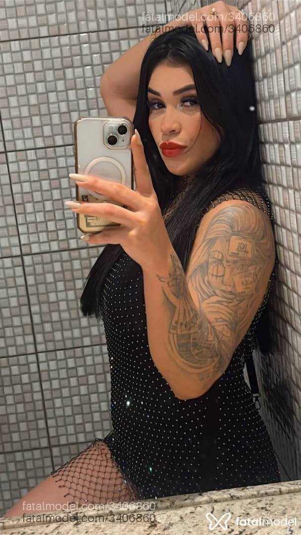 Acompanhante mulher morena (o) de olhos castanhos - Sabrina Santtos