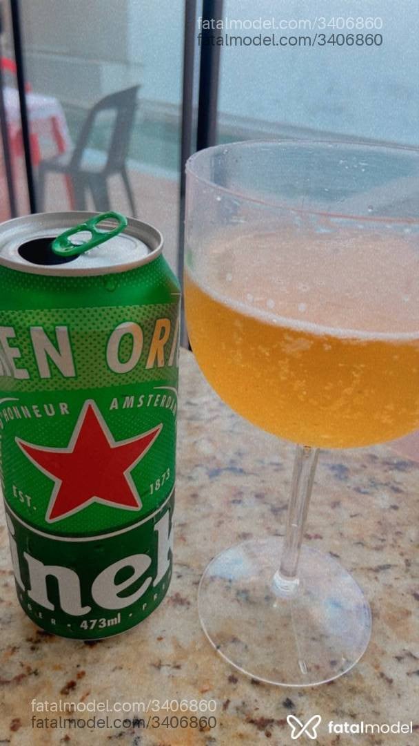 Acompanhante mulher morena (o) de olhos castanhos - Sabrina Santtos