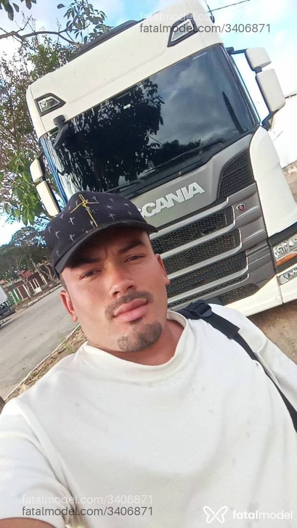 Acompanhante homem morena (o) de olhos pretos - Lucas Alencar