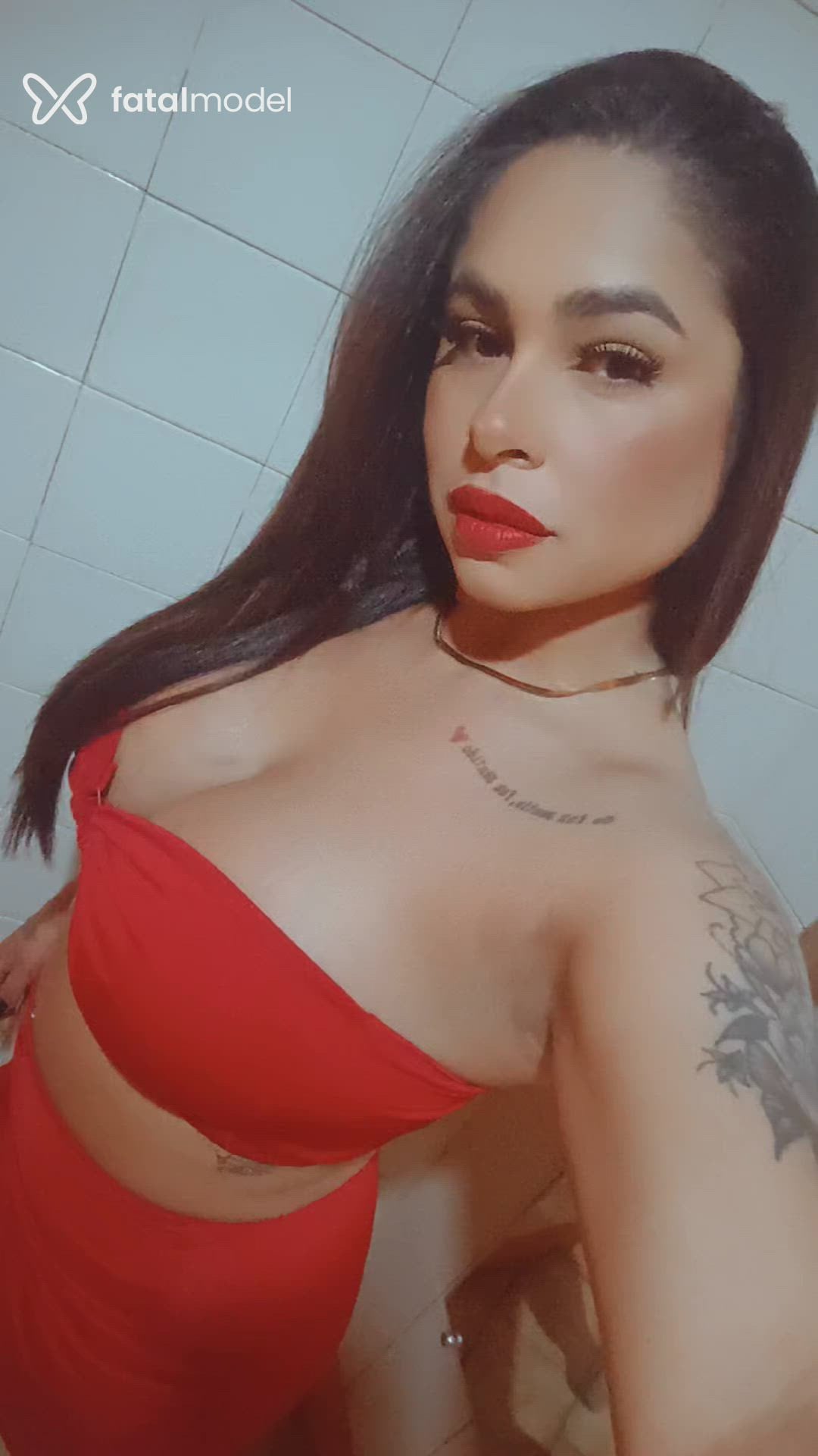 Acompanhante mulher morena (o) de olhos castanhos - Maria Eduarda