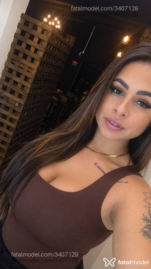 Acompanhante mulher morena (o) de olhos castanhos - Maria Eduarda