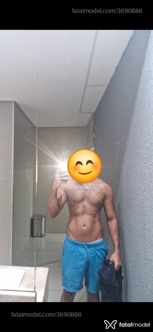 Acompanhante homem morena (o) de olhos pretos - Jhony