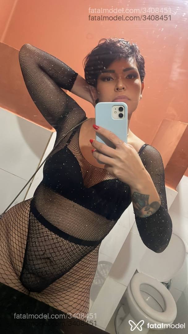 Acompanhante mulher morena (o) de olhos castanhos - Amanda