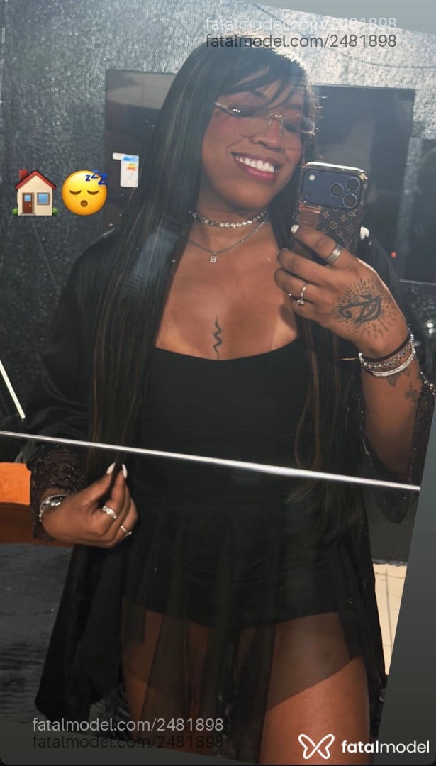 Acompanhante mulher trans morena (o) de olhos pretos - Bhyanka Harrais