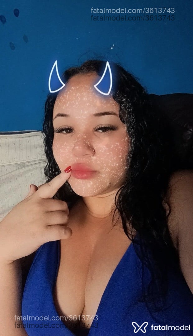 Acompanhante mulher com cabelo castanho de olhos castanhos - Melissa