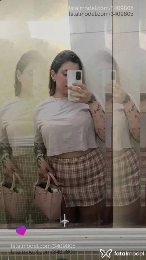 Acompanhante mulher loira (o) de olhos castanhos em Fortaleza - Alice