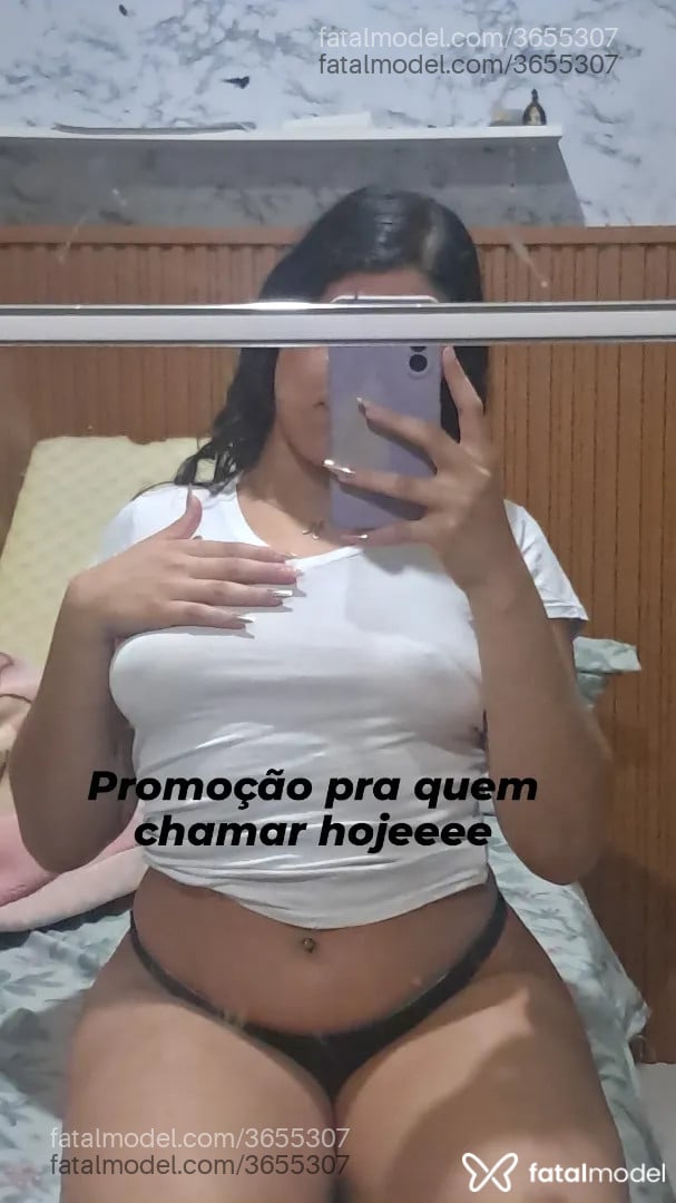 Acompanhante mulher morena (o) de olhos pretos - Cherrykiss