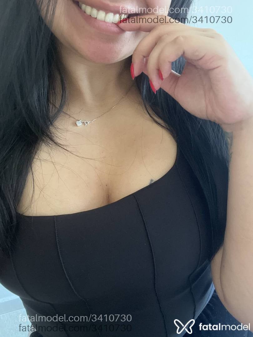 Acompanhante mulher morena (o) de olhos castanhos - Aline Suita