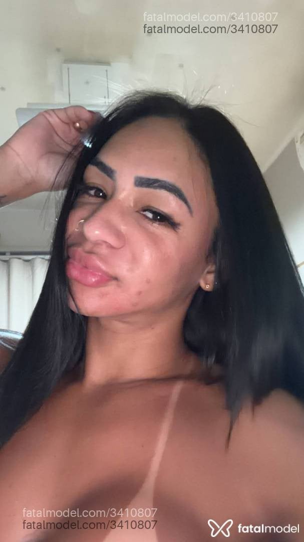 Acompanhante mulher morena (o) de olhos castanhos - Lua Stefani
