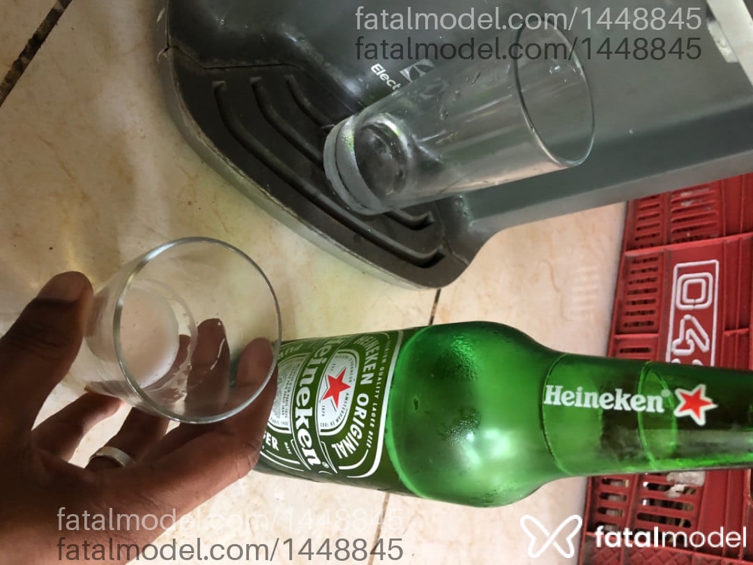 Acompanhante homem morena (o) de olhos pretos - Gatopreto