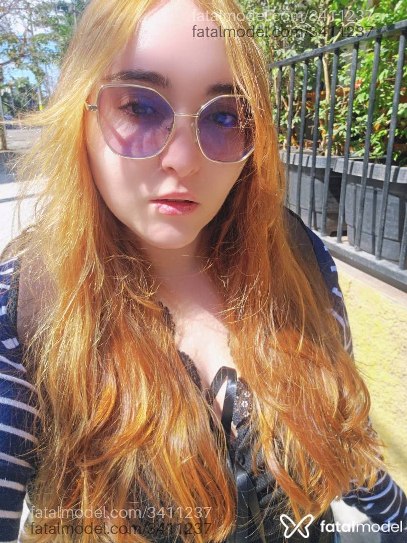 Acompanhante mulher ruiva (o) de olhos castanhos - Ayumi