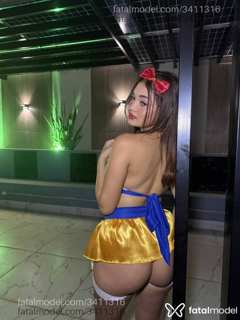 Acompanhante mulher com cabelo castanho de olhos castanhos em Gurupi - Valentina