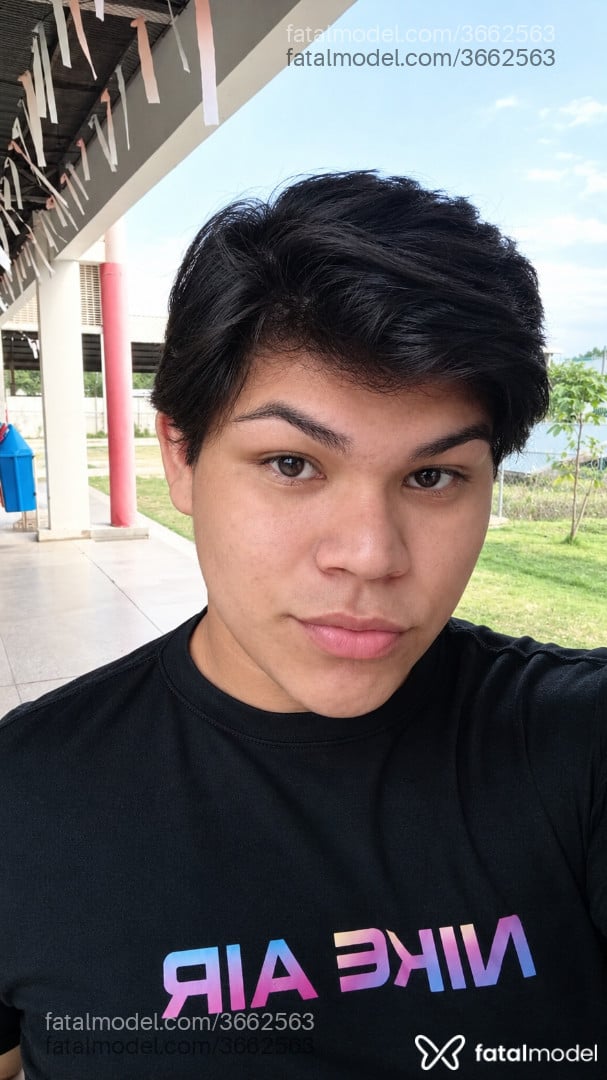 Acompanhante homem morena (o) de olhos castanhos - Ícaro Gabriel