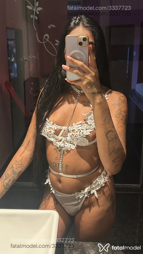 Acompanhante mulher morena (o) de olhos castanhos - Aylla