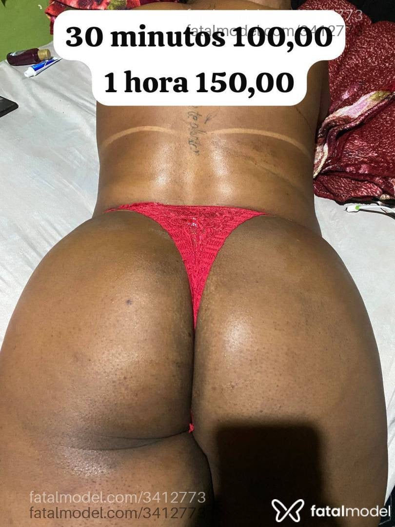 Acompanhante mulher com cabelo castanho de olhos pretos - Luiza