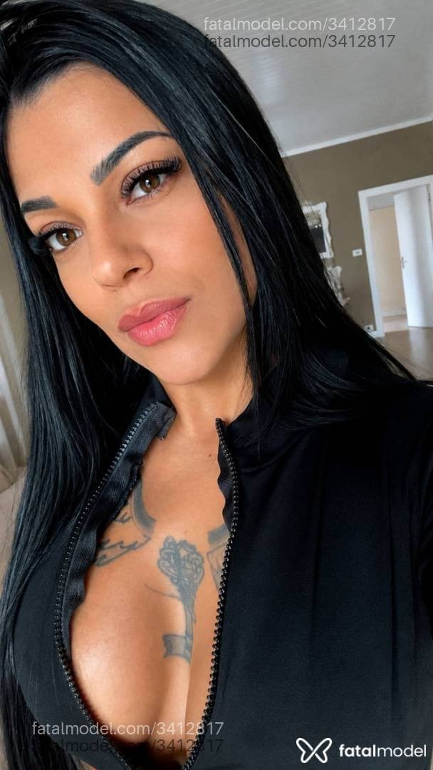 Acompanhante mulher morena (o) de olhos mel - Alice