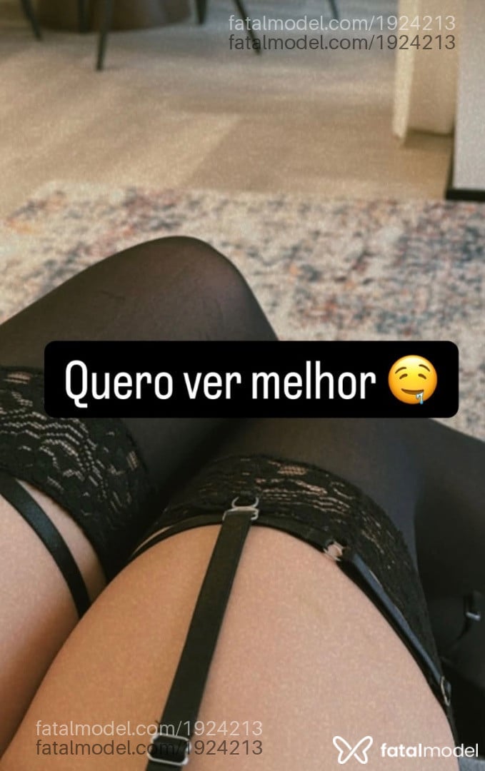 Acompanhante mulher com cabelo castanho de olhos castanhos - Jade
