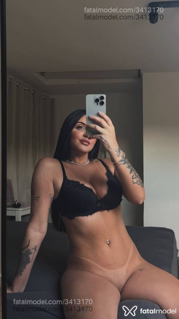 Acompanhante mulher morena (o) de olhos castanhos - Lavínia