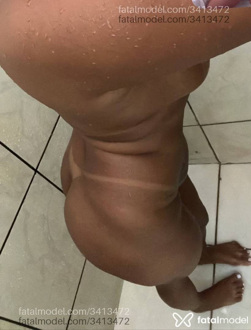 Acompanhante mulher morena (o) de olhos pretos - Nayra