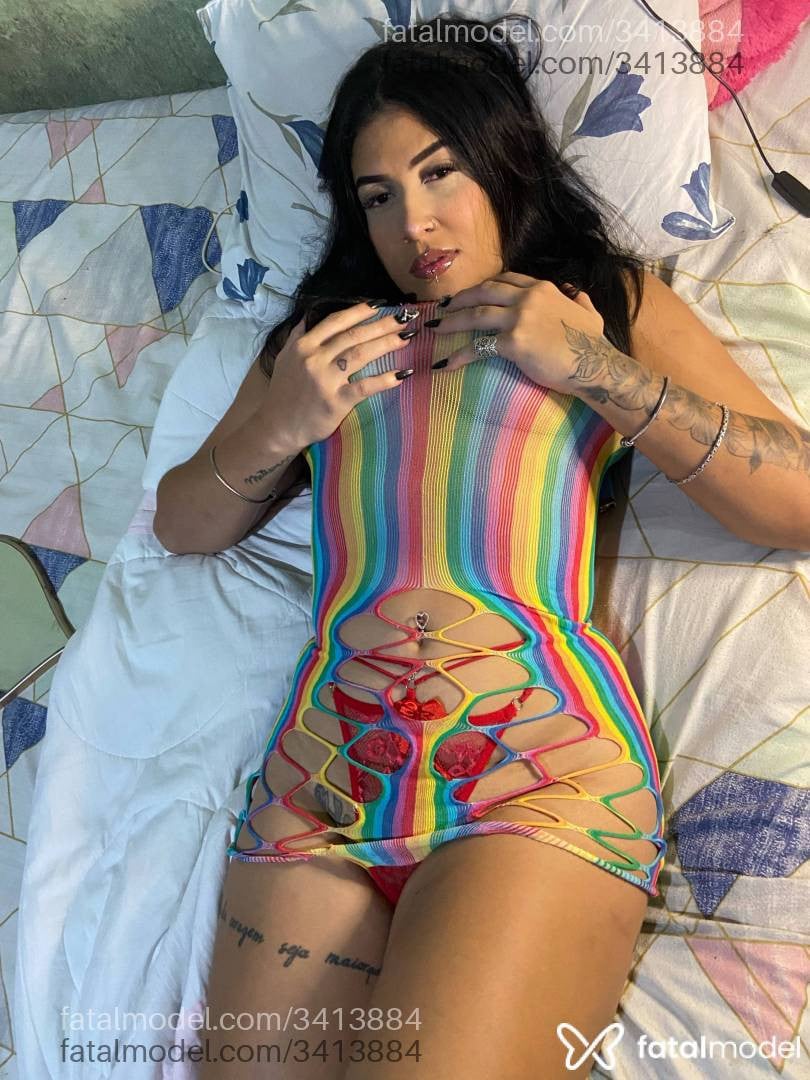 Acompanhante mulher morena (o) de olhos castanhos em Virtual - Nicole