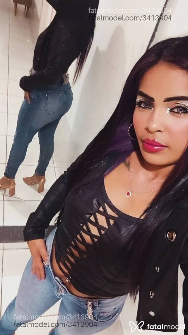 Acompanhante mulher morena (o) de olhos castanhos - Daphinny