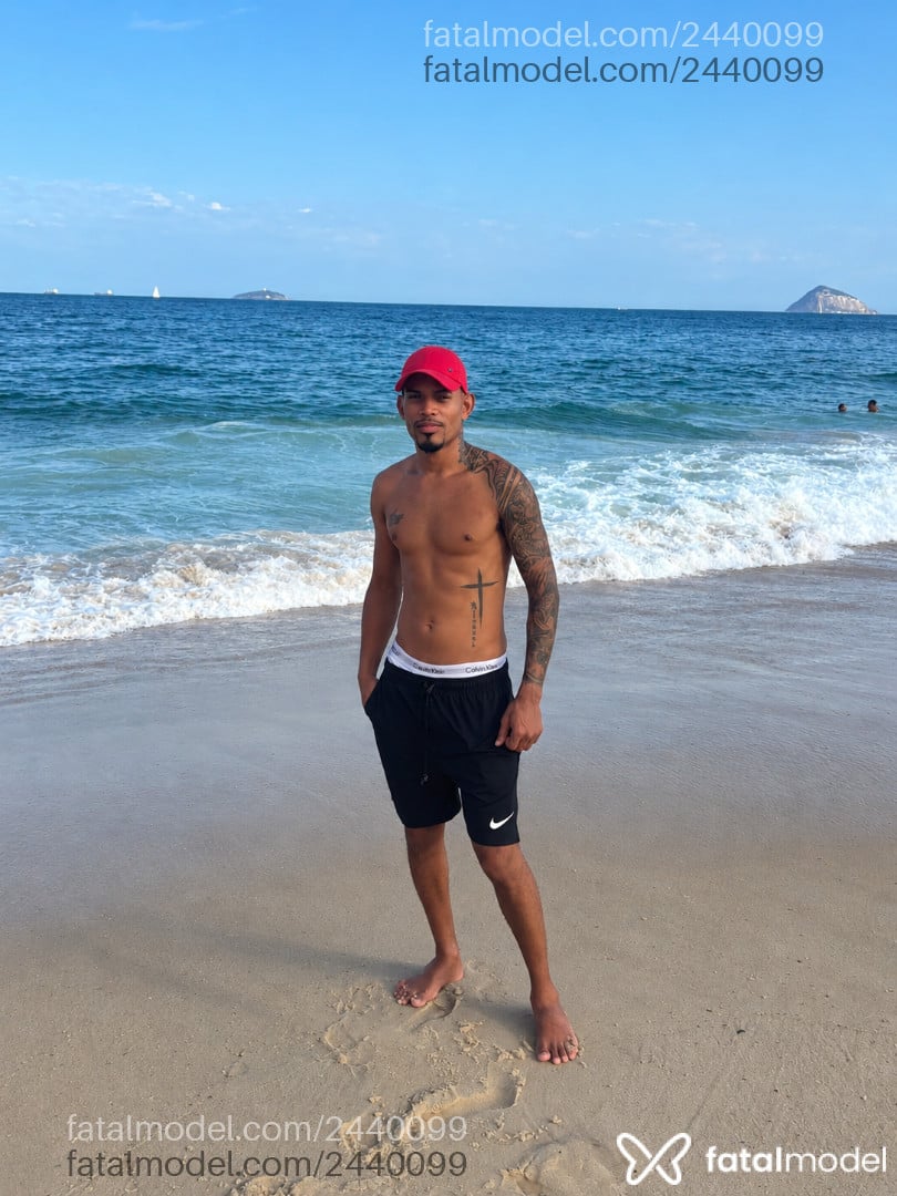 Acompanhante homem morena (o) de olhos pretos - Henrique Baiano
