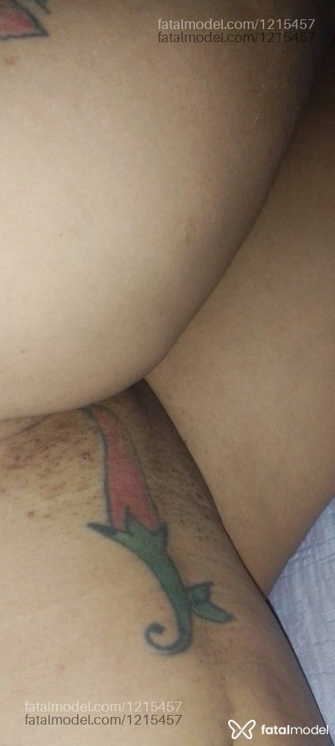 Acompanhante mulher com cabelo castanho de olhos castanhos - Morena Bela Morena