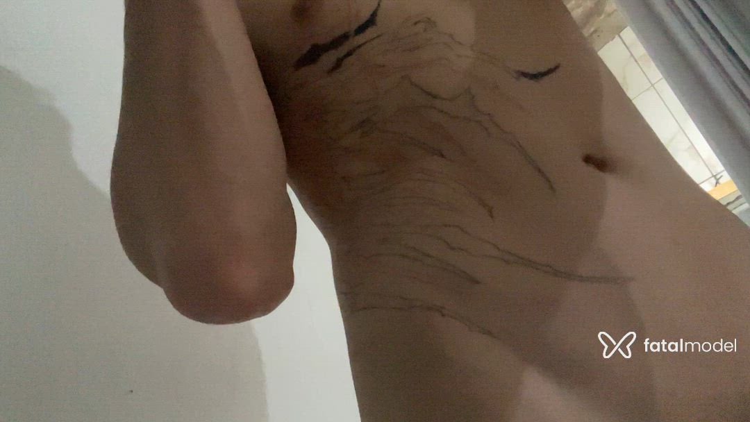 Acompanhante homem morena (o) de olhos pretos - Matheus