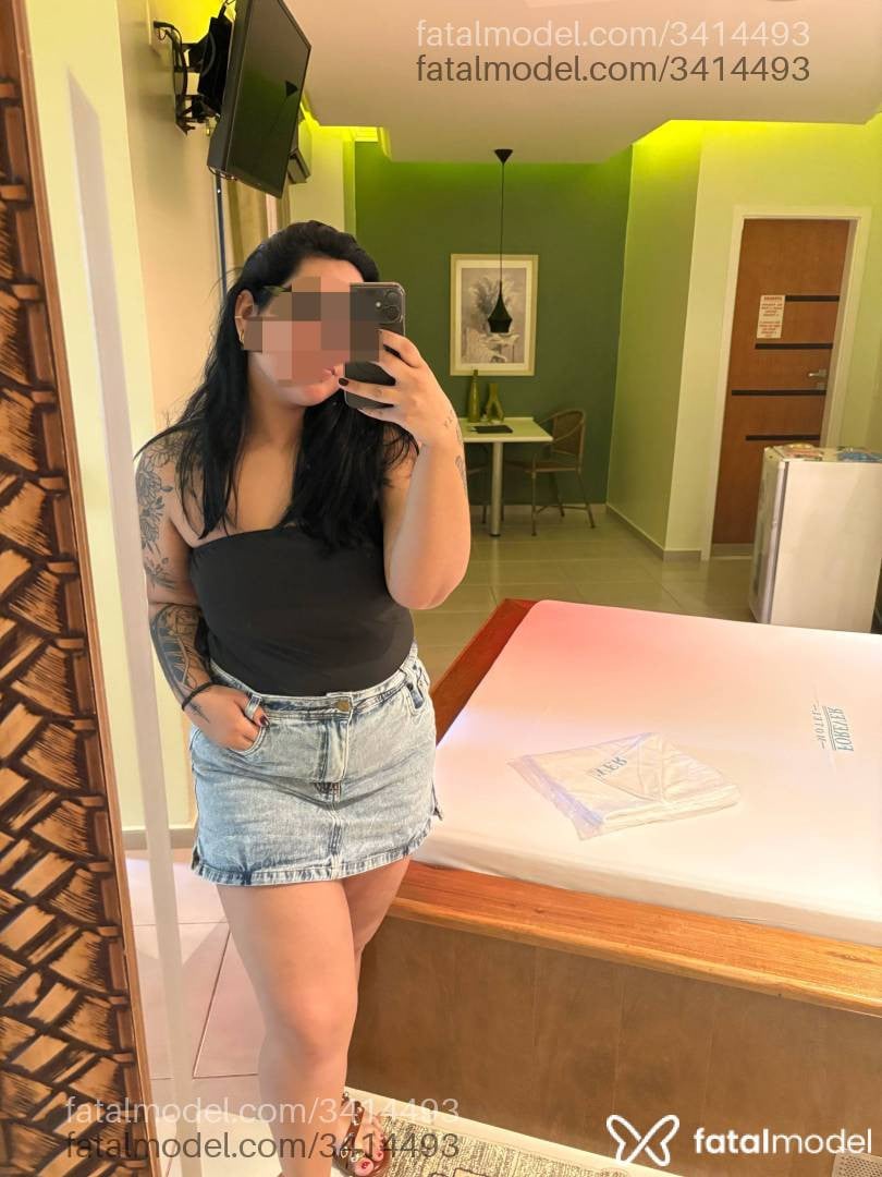 Acompanhante mulher morena (o) de olhos castanhos - Maju Silva Acompanhante mulher morena (o) de olhos castanhos - Maju Silva