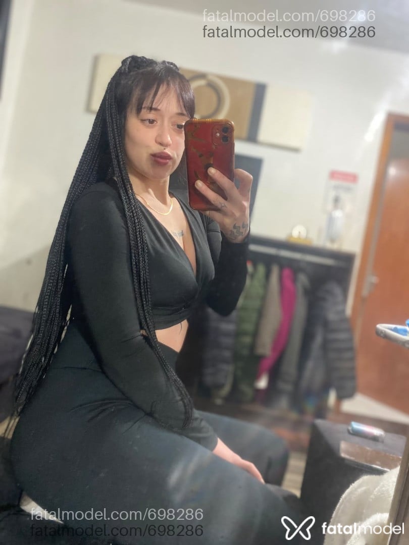 Acompanhante mulher com cabelo castanho de olhos castanhos - pamela