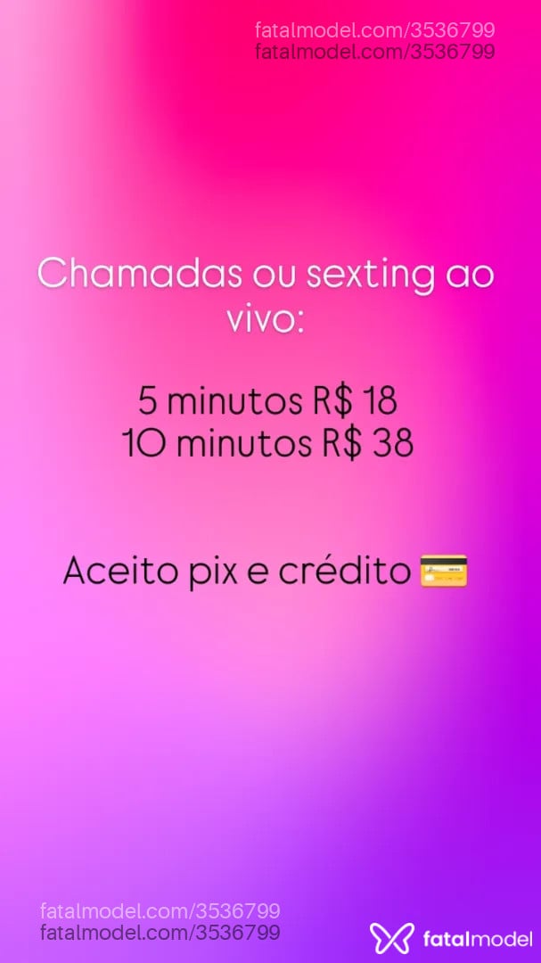 Acompanhante mulher morena (o) de olhos verdes - Jennifer