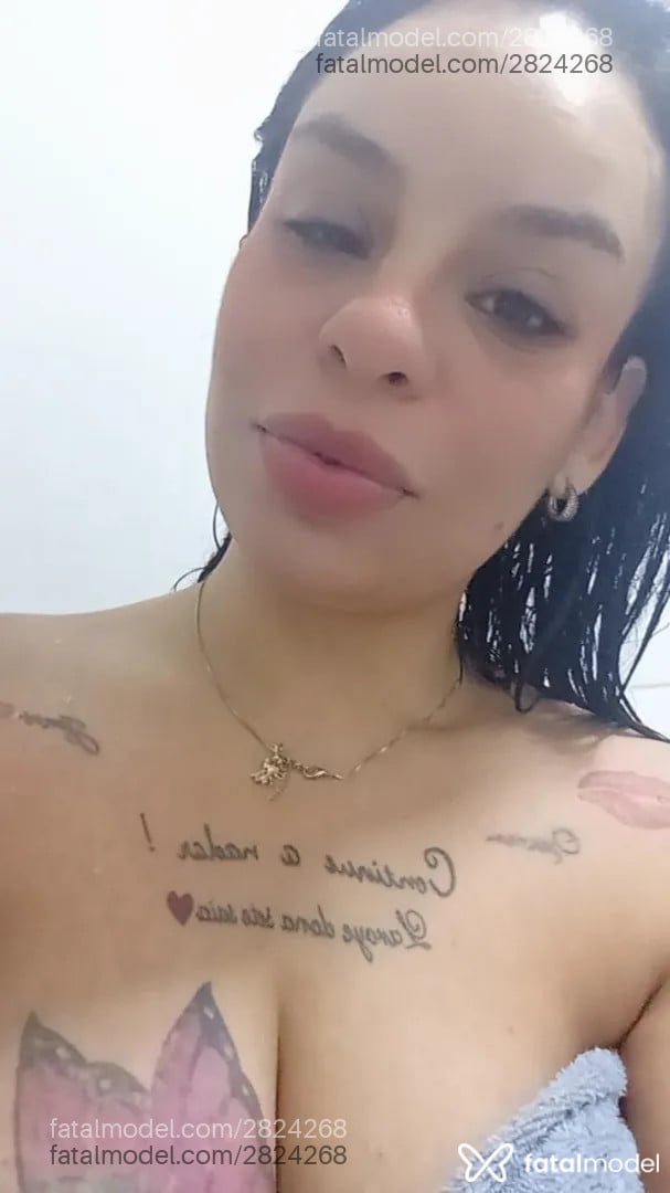 Acompanhante mulher morena (o) de olhos castanhos - Chris Morena