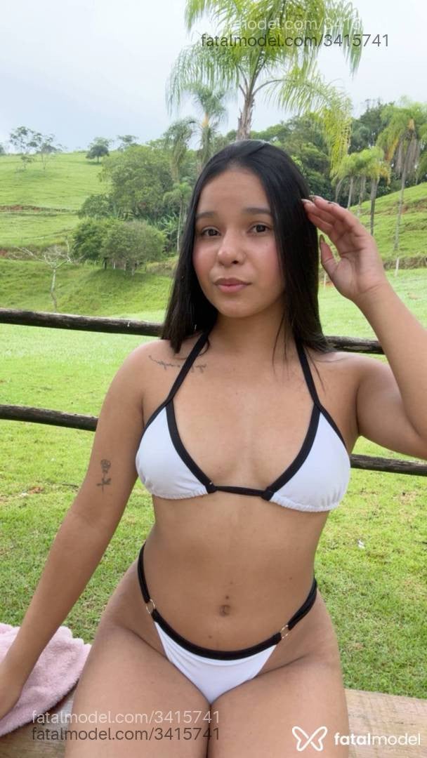 Acompanhante mulher morena (o) de olhos castanhos em Virtual - Jessica Aguiar
