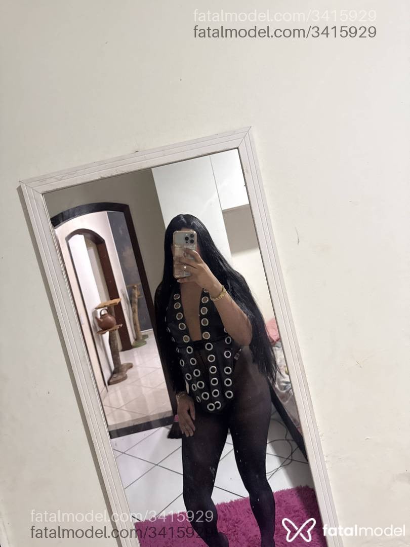 Acompanhante mulher trans morena (o) de olhos castanhos em Cabo Frio - Esheley Araujo