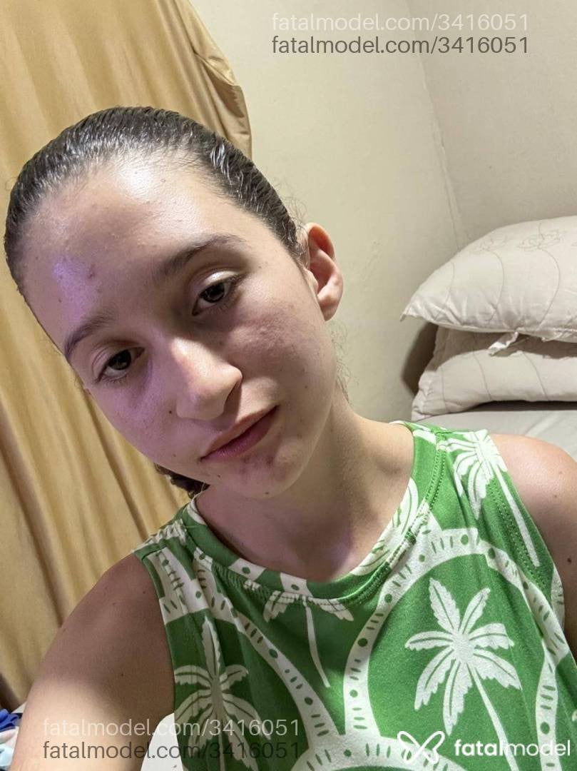 Acompanhante mulher loira (o) de olhos mel - Eduarda Silva