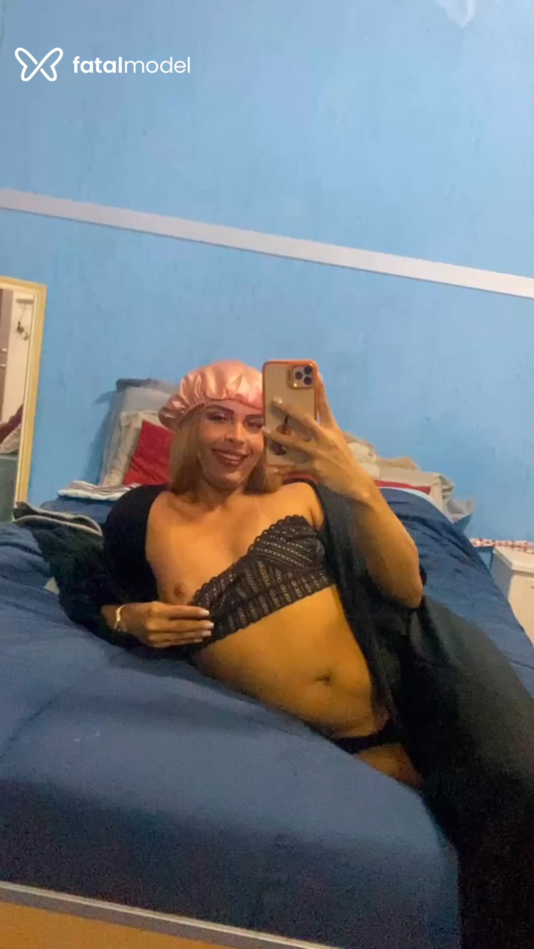 Acompanhante mulher trans loira (o) de olhos castanhos - Fellon Carrington Acompanhante mulher trans loira (o) de olhos castanhos - Fellon Carrington