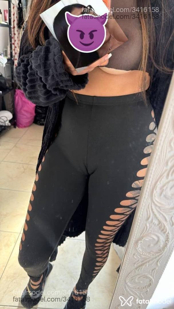 Acompanhante mulher morena (o) de olhos castanhos em São José dos Campos - Karen